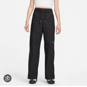 S - Nike Women’s Essential Woven Hi-Rise Wide pants